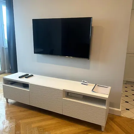 Sleepy3city With Sea View