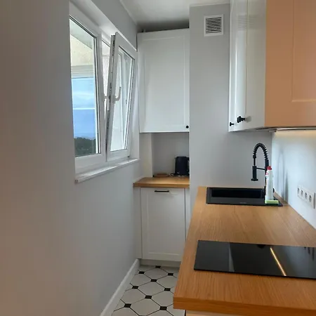 Sleepy3city With Sea View * 格丁尼亚